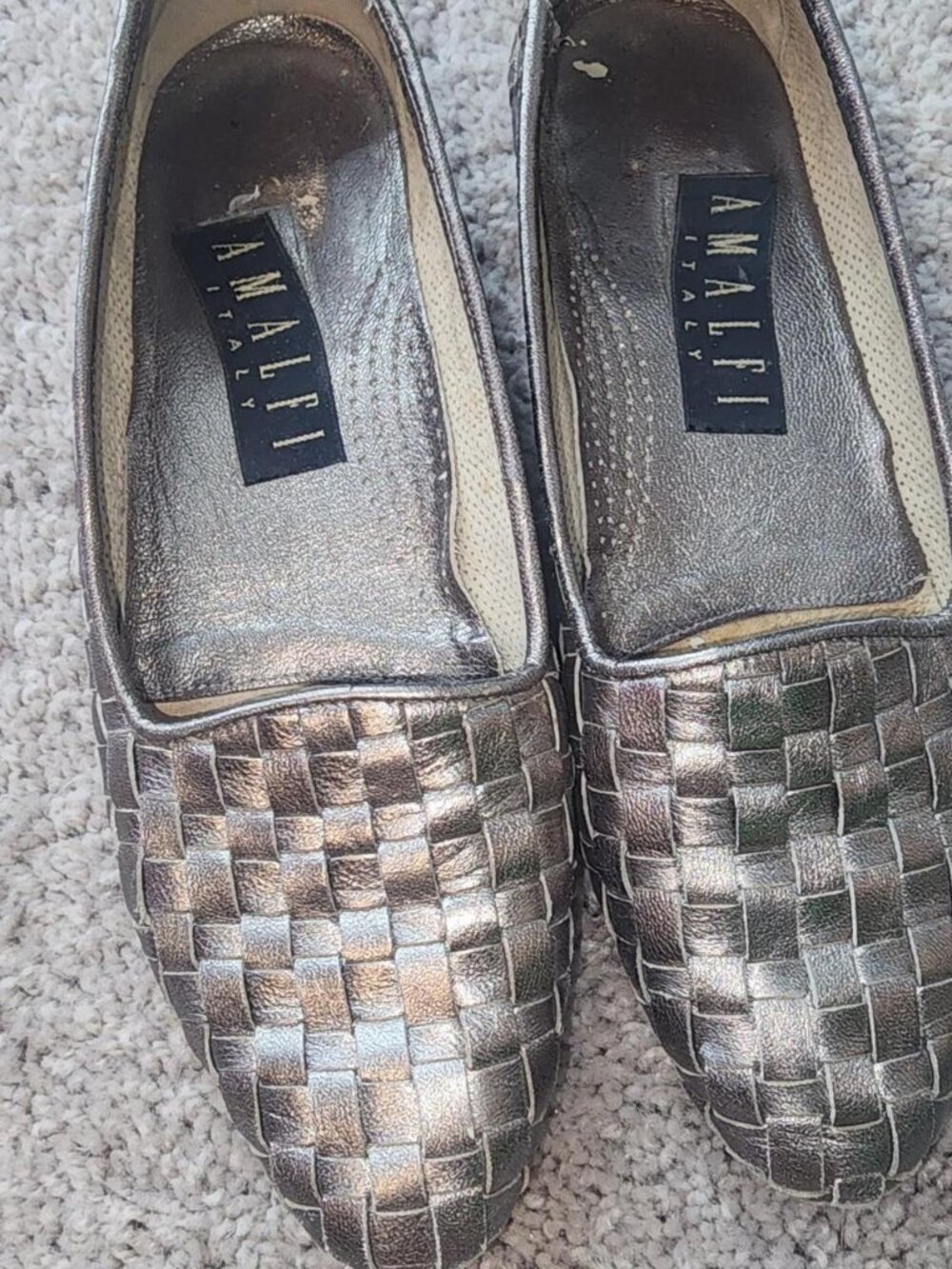 Amalfi Woven Leather Gold Loafer Size 9